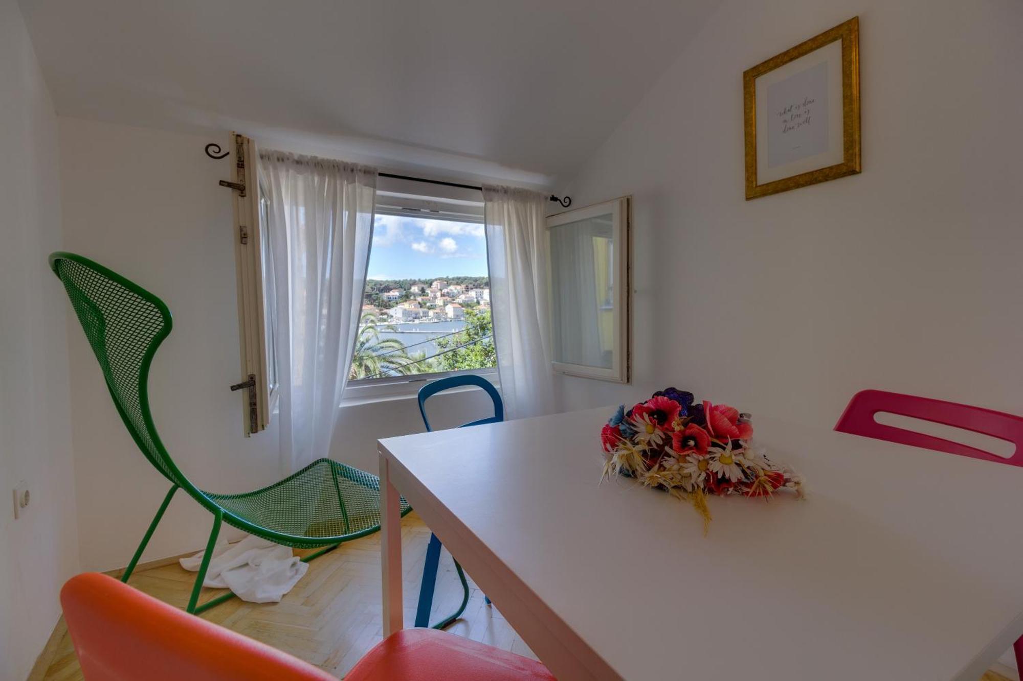 Apartments Mandarina Mali Lošinj Quarto foto