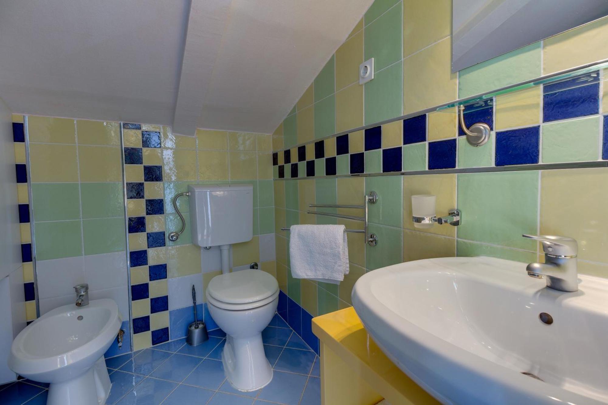 Apartments Mandarina Mali Lošinj Quarto foto