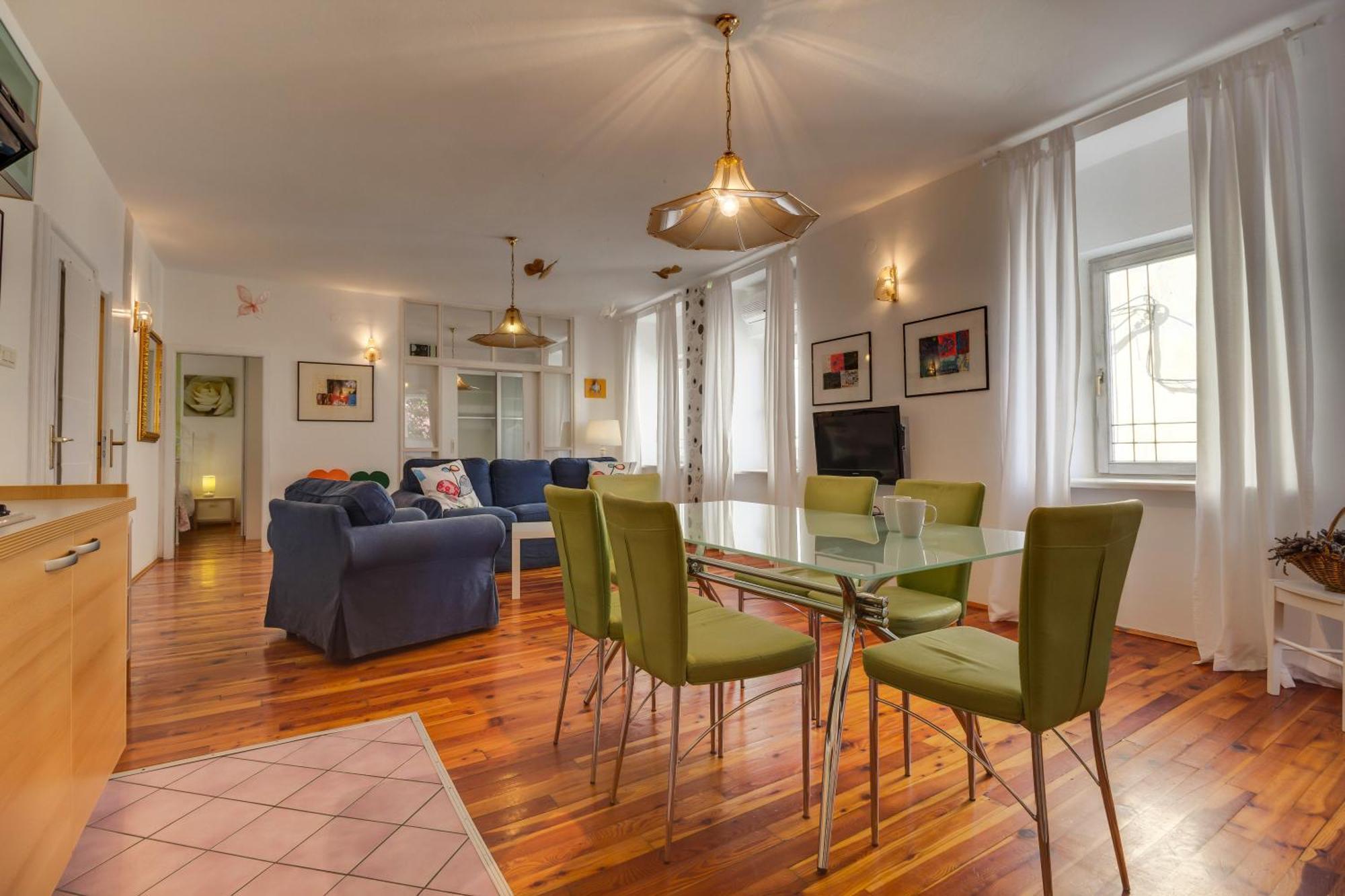 Apartments Mandarina Mali Lošinj Quarto foto
