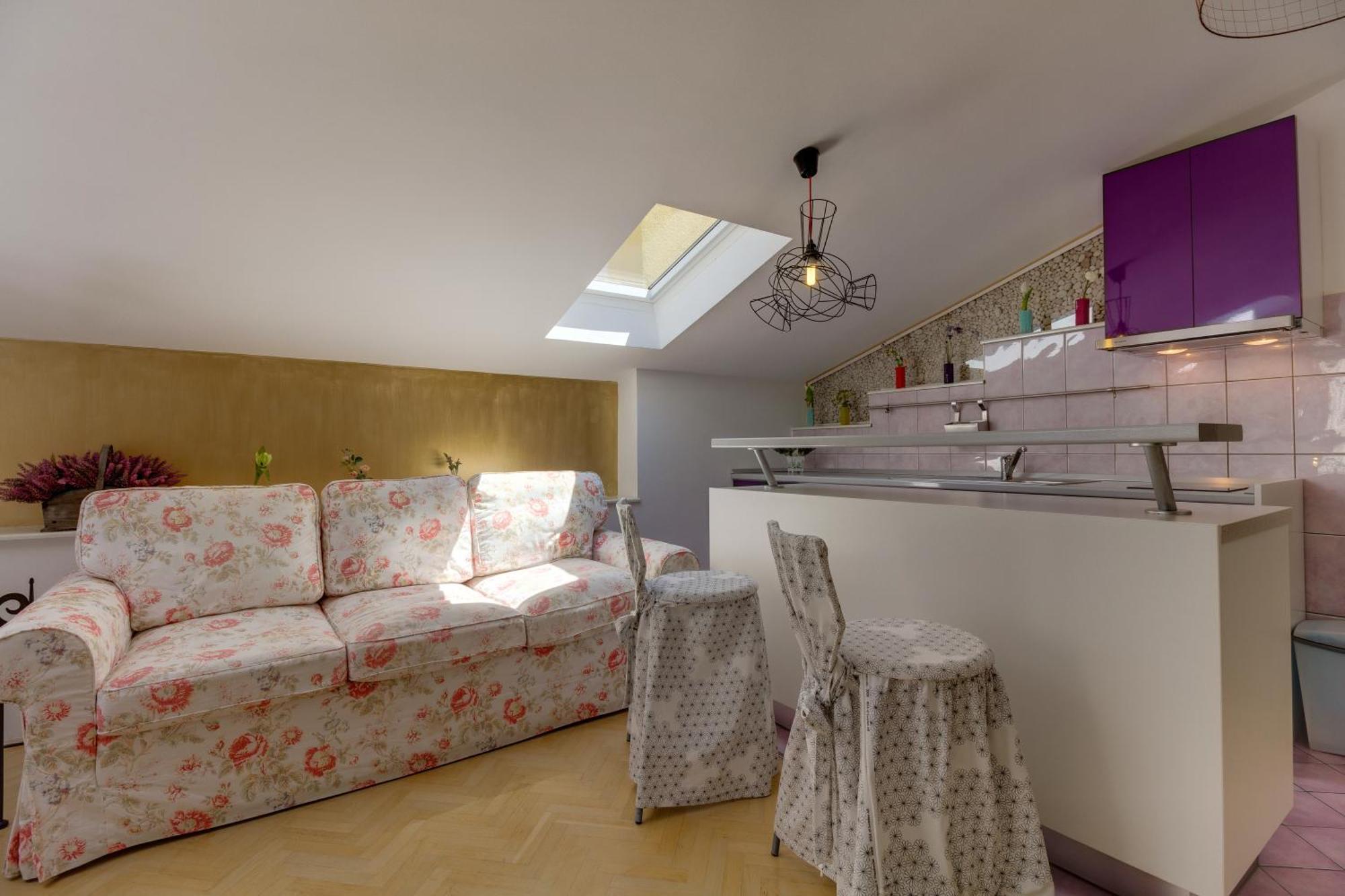 Apartments Mandarina Mali Lošinj Quarto foto