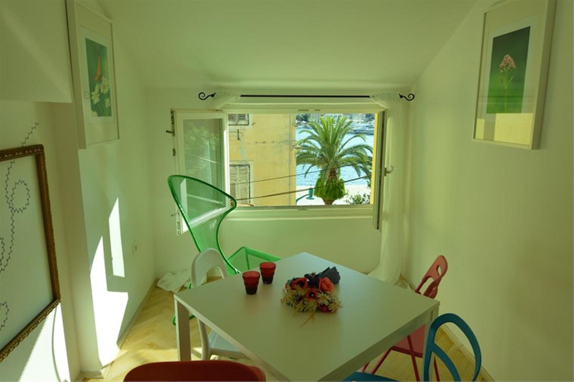 Apartments Mandarina Mali Lošinj Quarto foto