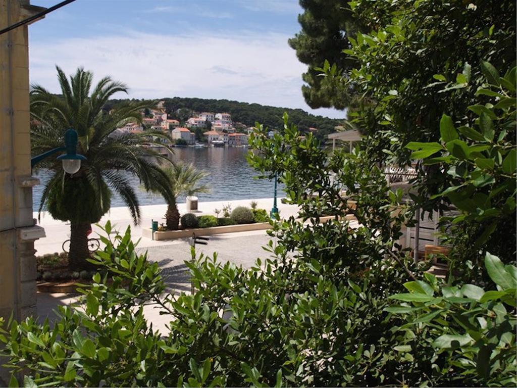 Apartments Mandarina Mali Lošinj Quarto foto